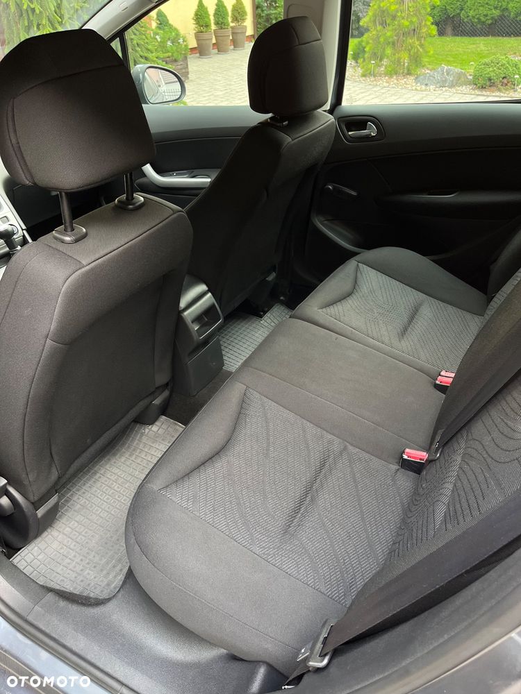 Peugeot 308 1.6 HDi Trendy - 16