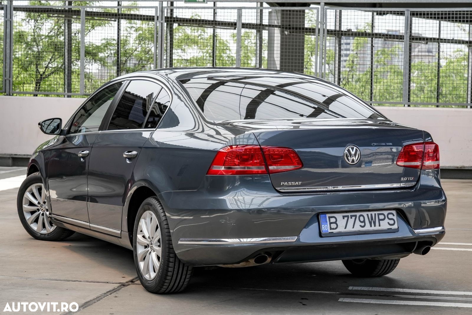 Volkswagen Passat Variant 2.0 TDI 4Motion BlueMotion Technology Highline DSG - 16
