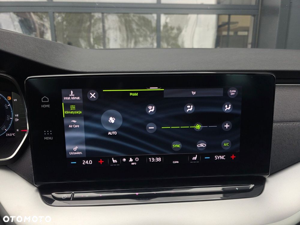 Skoda Octavia 2.0 TDI Style DSG - 33