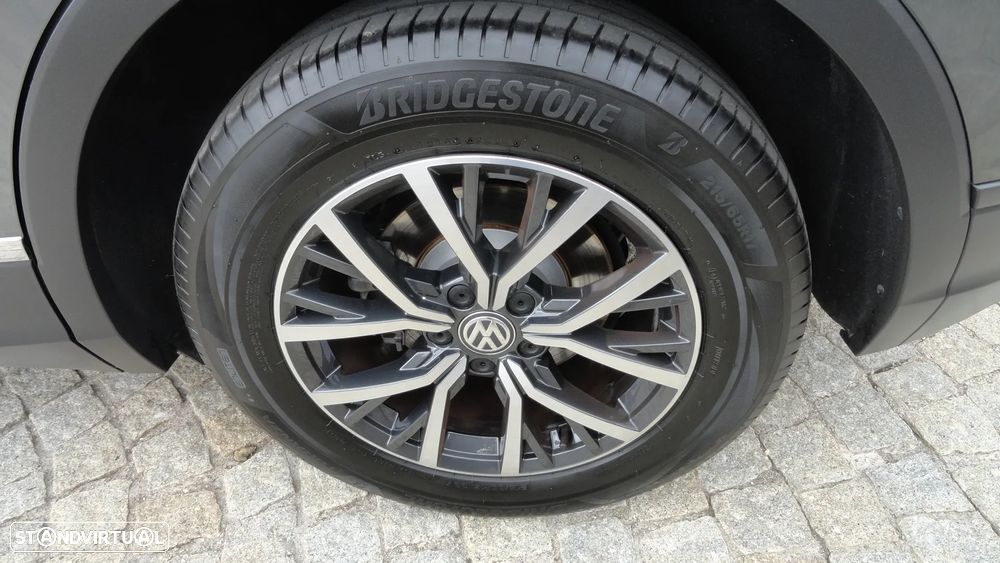 VW Tiguan 1.5 TSI Confortline DSG - 8