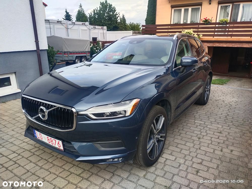 Volvo XC 60 T5 AWD Momentum - 1