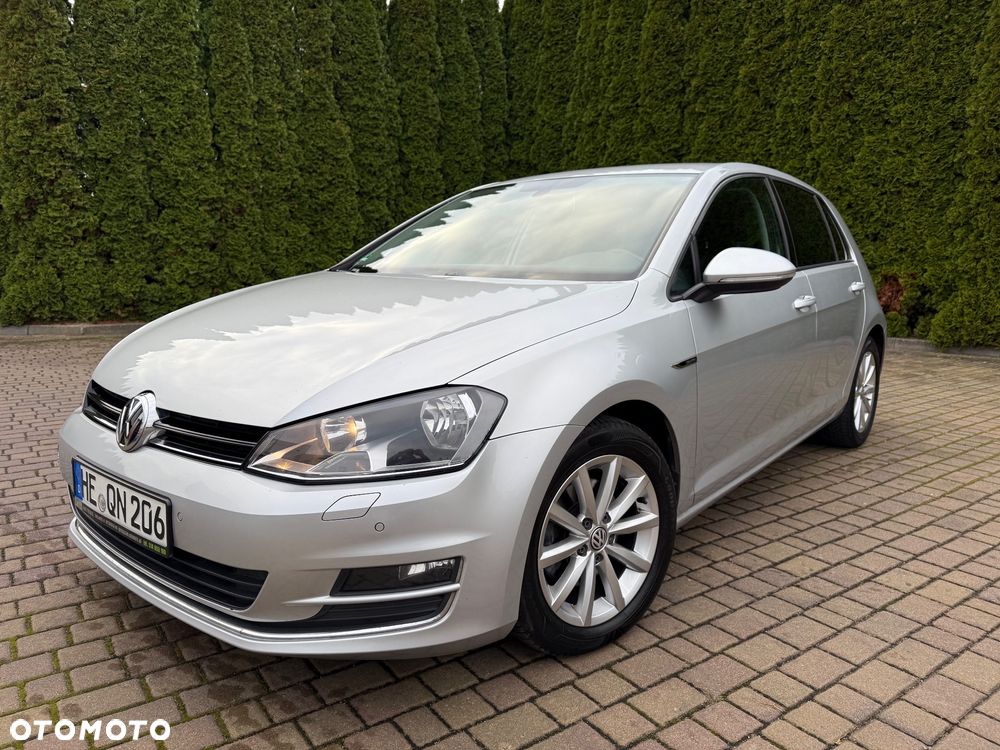 Volkswagen Golf - 2