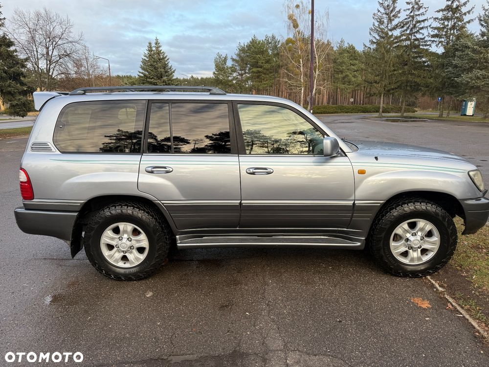 Lexus LX - 4