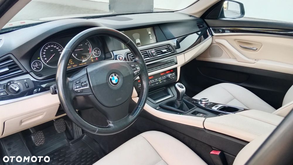 BMW Seria 5 520d - 7
