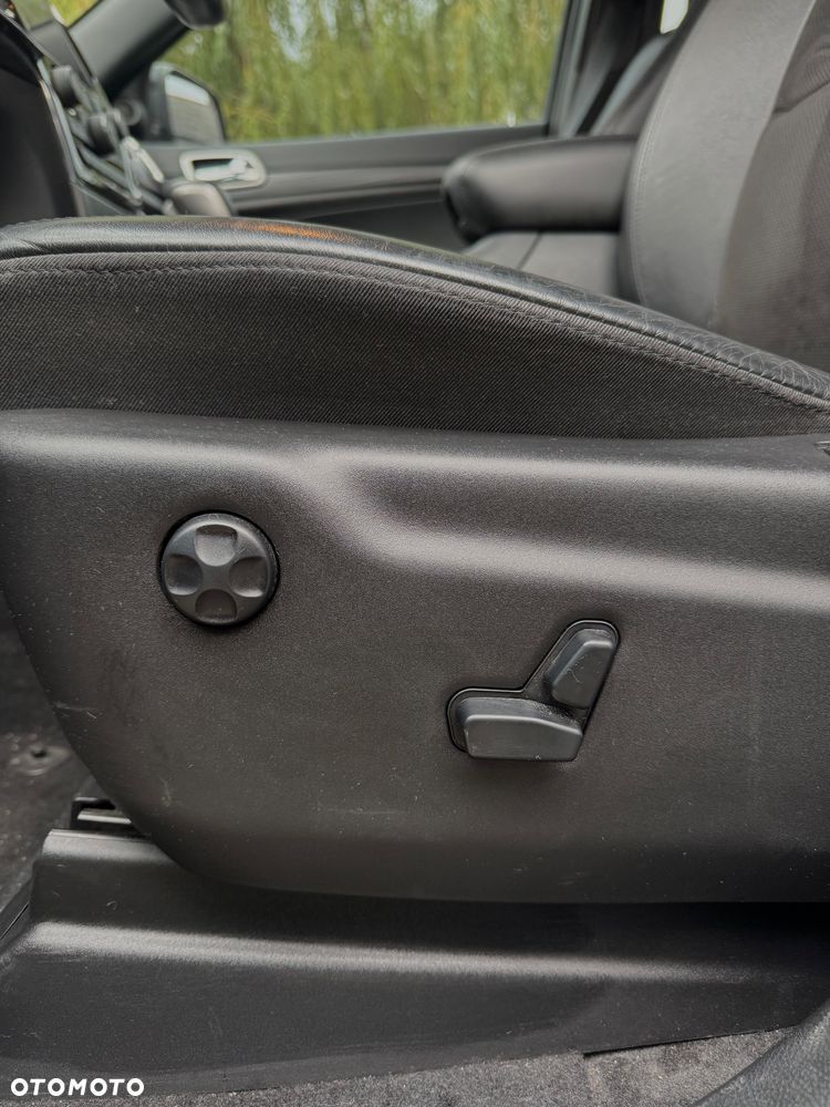 Jeep Grand Cherokee 3.6 V6 Pentastar 4WD Automatik Laredo - 14