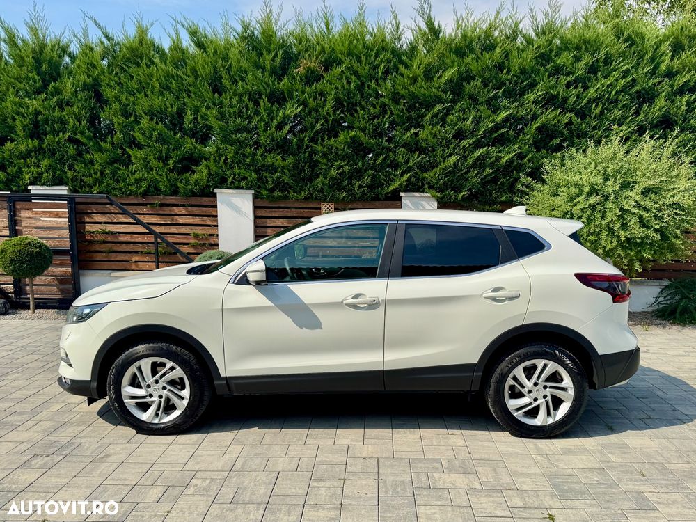 Nissan Qashqai 1.6 DCI Start/Stop X-TRONIC N-Connecta - 9