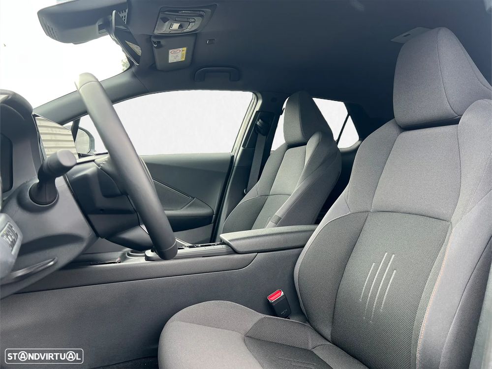 Toyota C-HR 2.0 HDF Plug-in Square Collection - 9