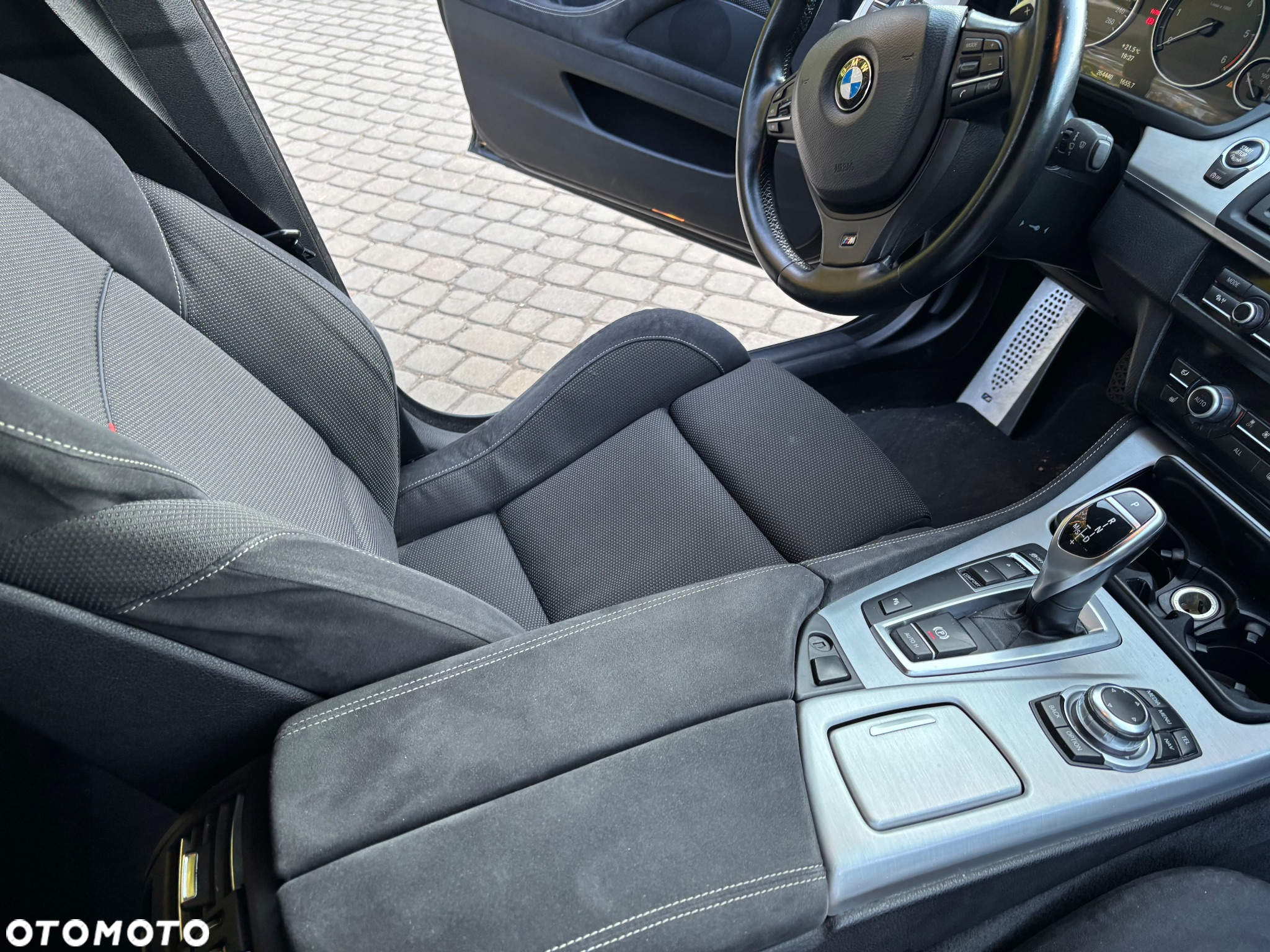 BMW Seria 5 - 25