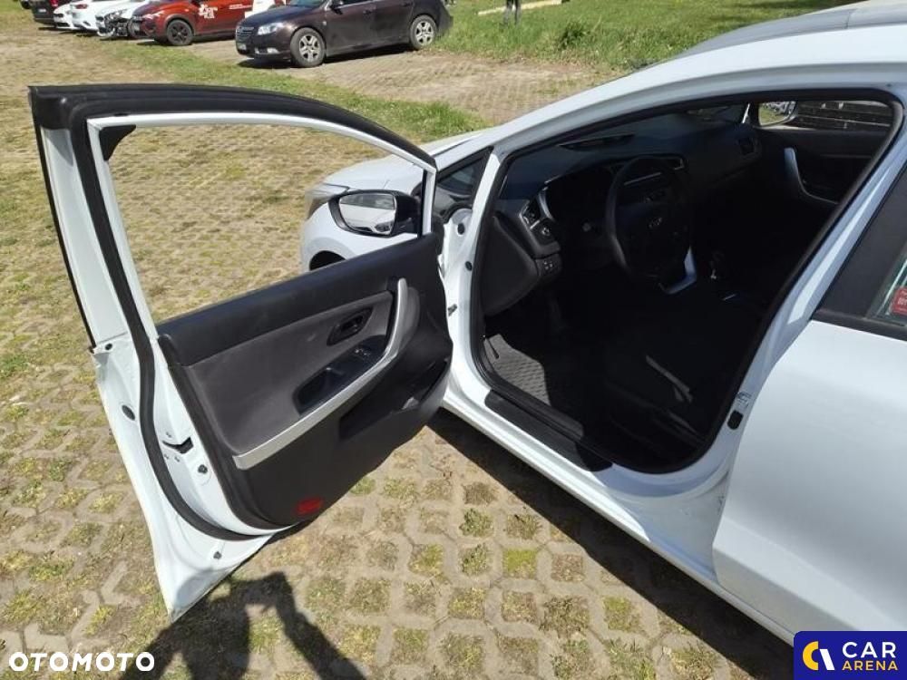 Kia Ceed - 31