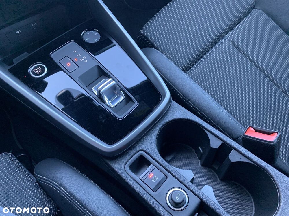 Audi A3 Limousine 35 TFSI mHEV S Line S tronic - 19