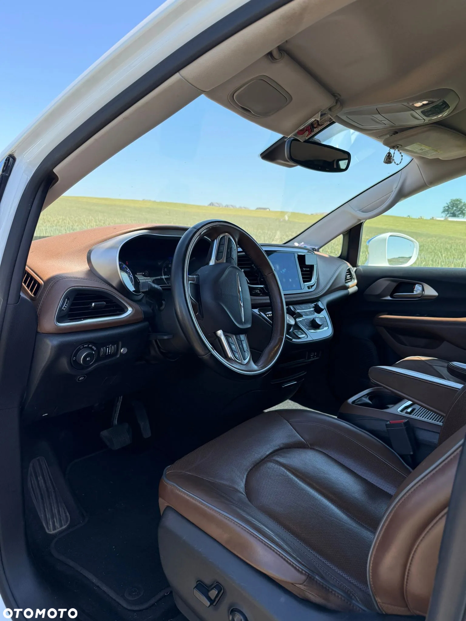 Chrysler Pacifica - 9