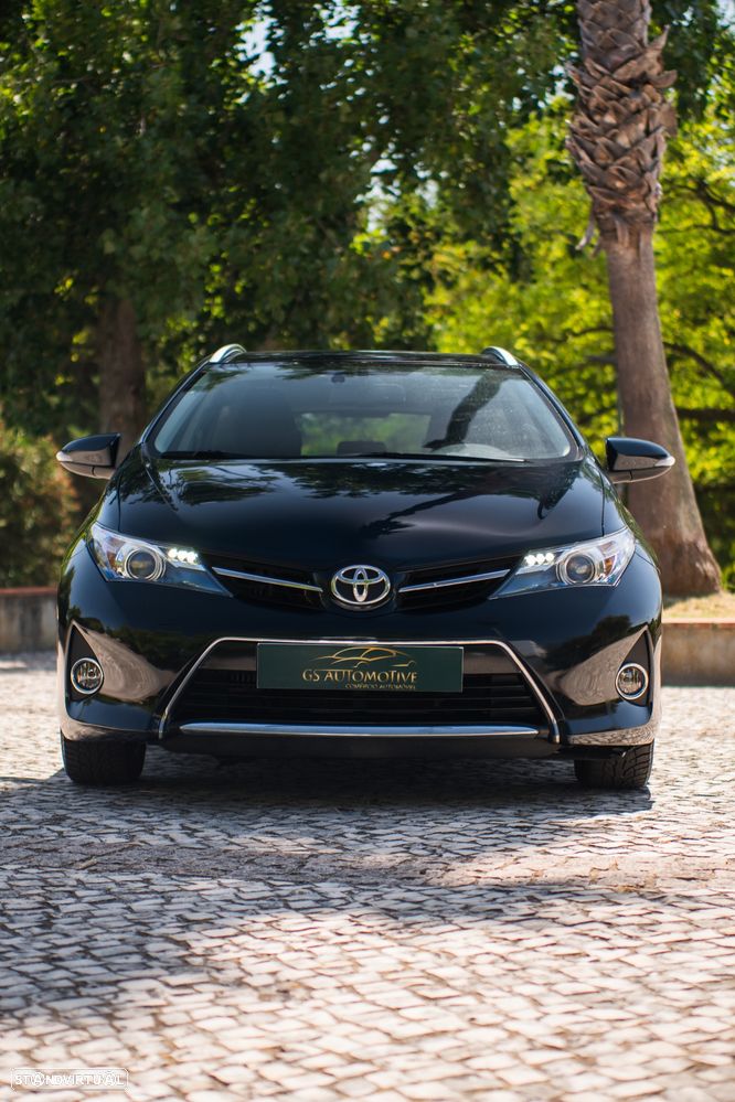 Toyota Auris 1.4 D-4D Exclusive +P.Sport+VSC - 2