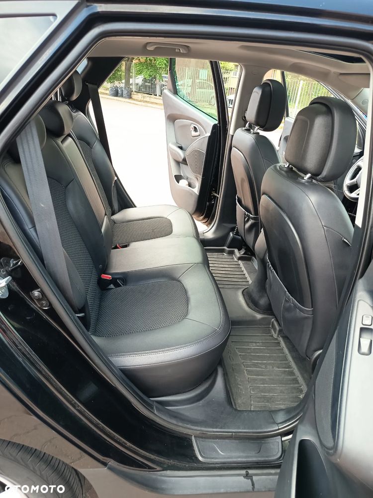 Hyundai ix35 2.0 CRDi 4WD Style - 12