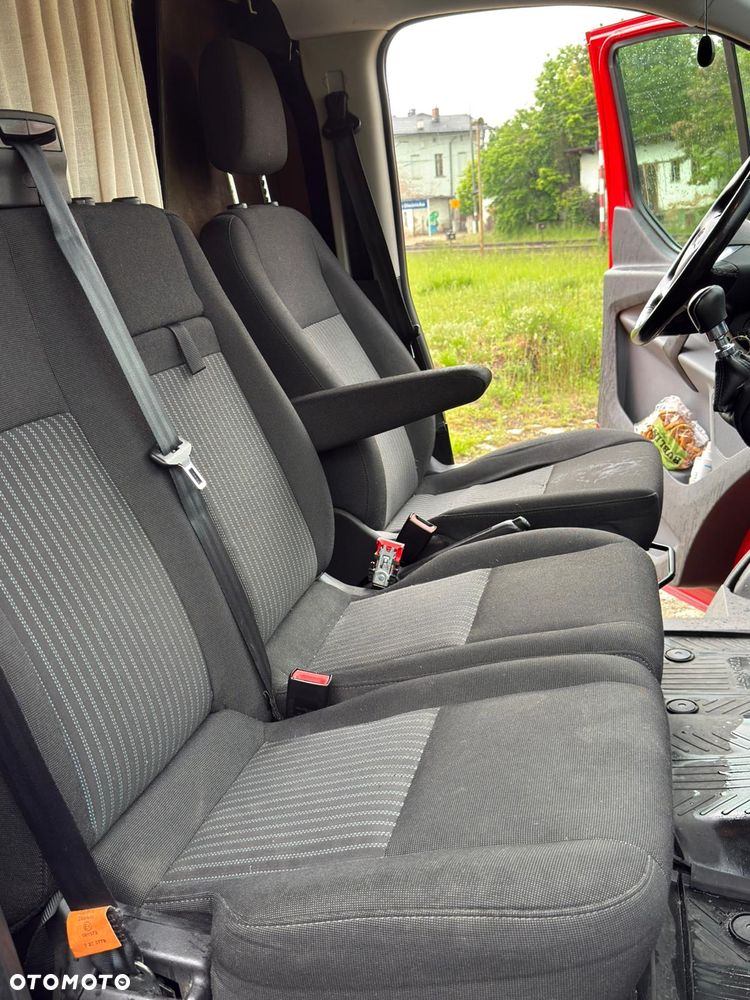 Ford Transit Custom - 13