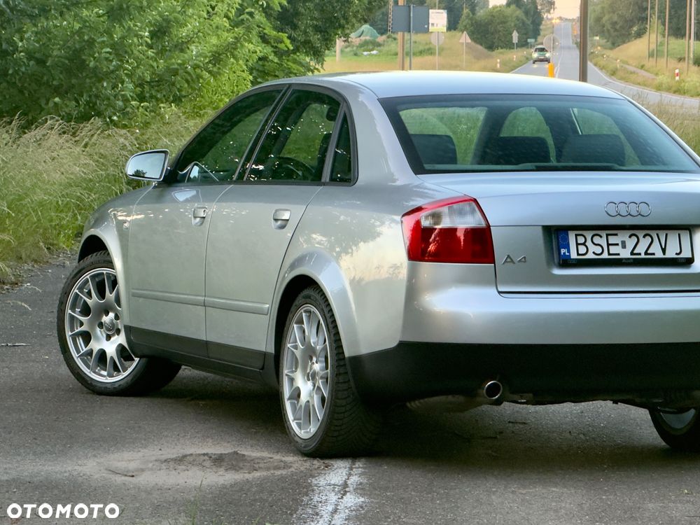Audi A4 Limousine 1.8T Quattro - 10
