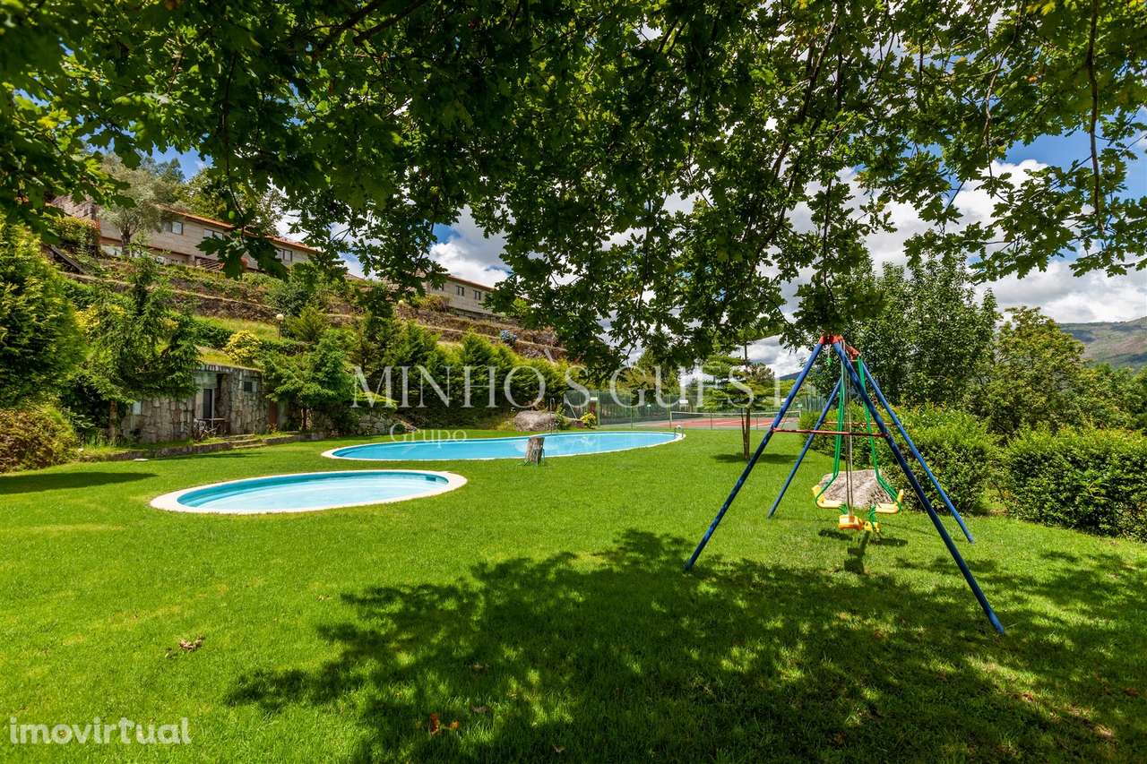 Moradia T2 (Duplex) em Condomínio Fechado - Caniçada, Gerês - Grande imagem: 2/44