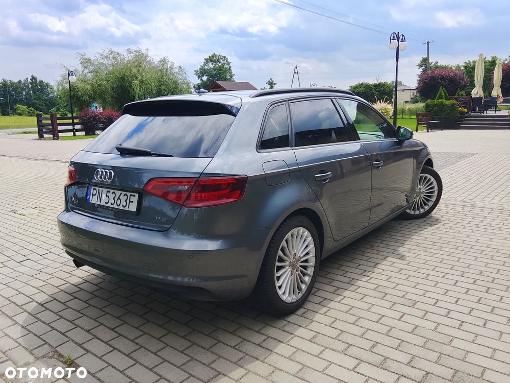 Audi A3 Sportback - 3
