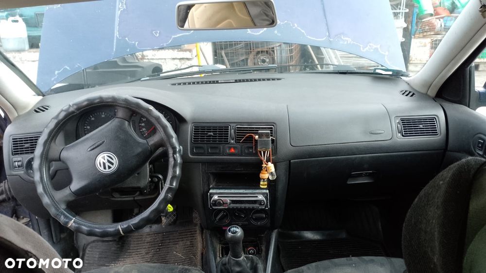 tylko części VW GOLF IV 1.9 SDI 68KM 50kW AGP HB 3D lakier LB5N 97r-06r - 9