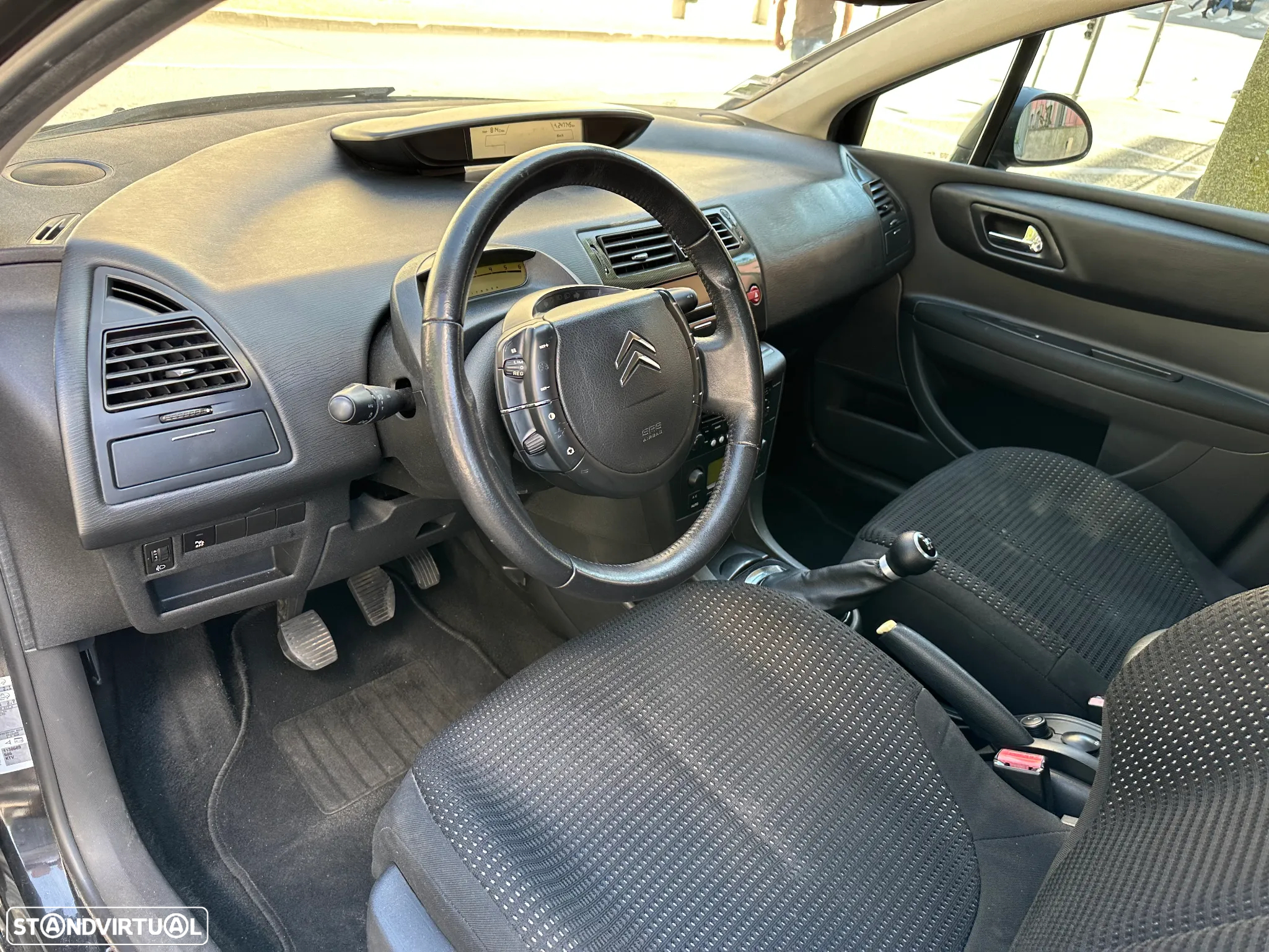 Citroën C4 1.6 HDi VTR Pack Airdream - 15