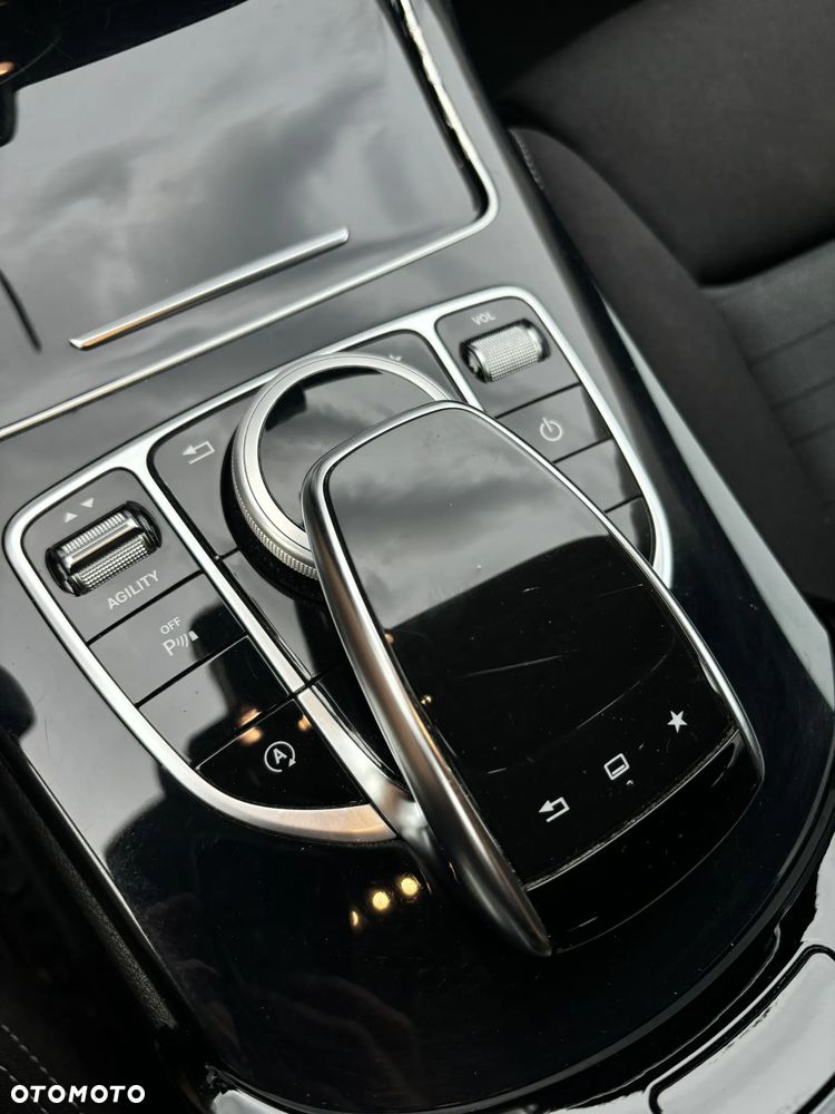 Mercedes-Benz Klasa C 200 (BlueTEC) d 7G-TRONIC - 19