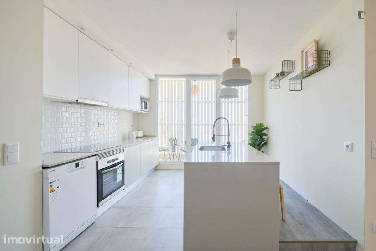 Quarto - localizado em Picoas Lisbon - Grande imagem: 4/57