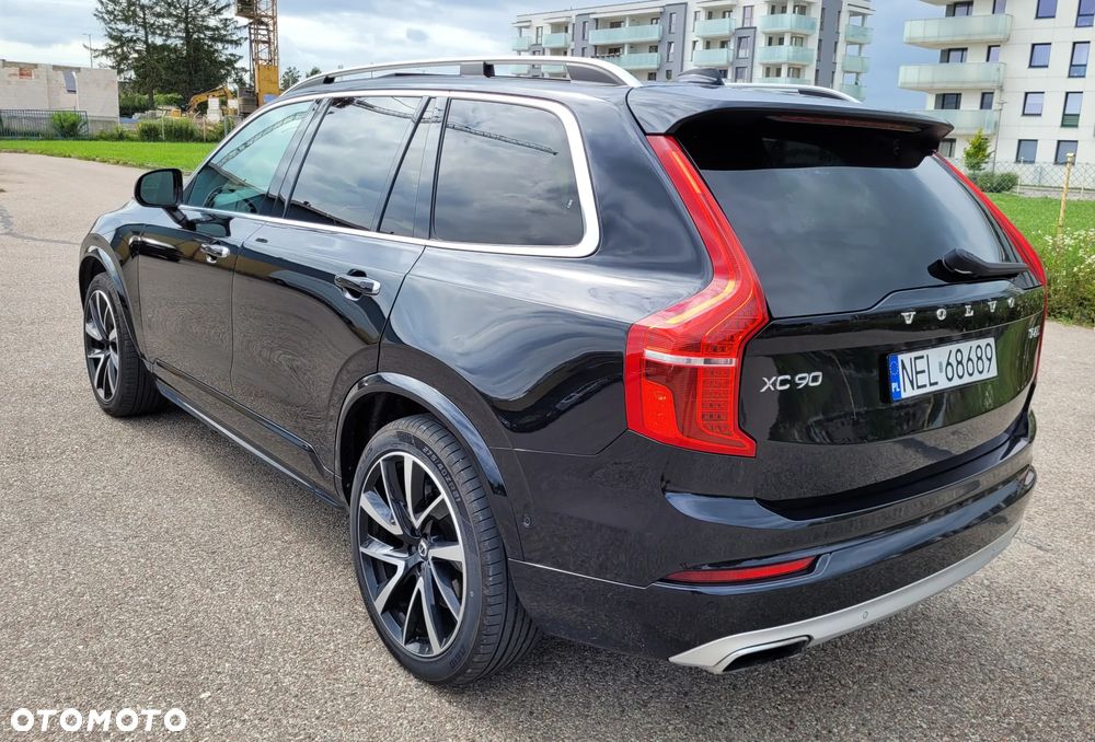 Volvo XC 90 - 7