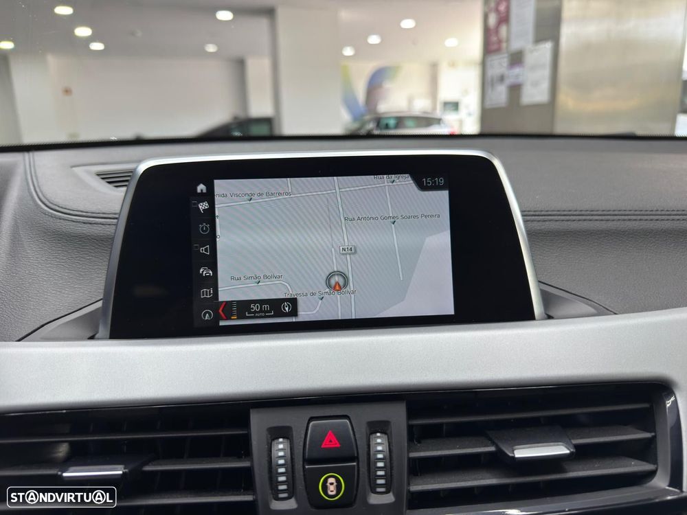 BMW X2 16 d sDrive Pack M - 24