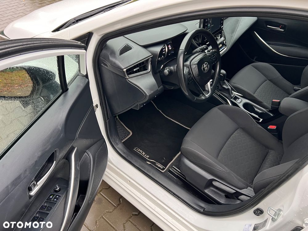 Toyota Corolla 1.8 Hybrid Comfort - 13