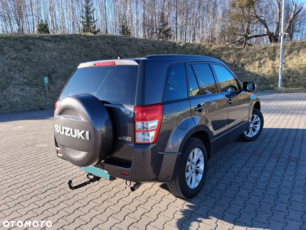 Suzuki Grand Vitara 2.4 De Luxe - 6