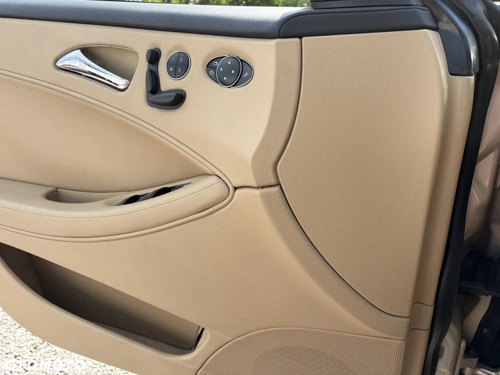 Mercedes-Benz CLS 350 7G-TRONIC - 22