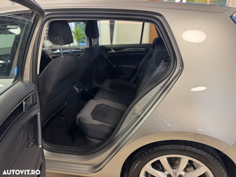 Volkswagen Golf 2.0 TDI (BlueMotion Technology) DSG Comfortline - 22