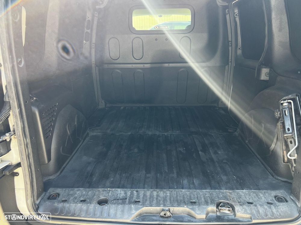 Renault Kangoo 1.5 dCi Série Limitada S/S - 10