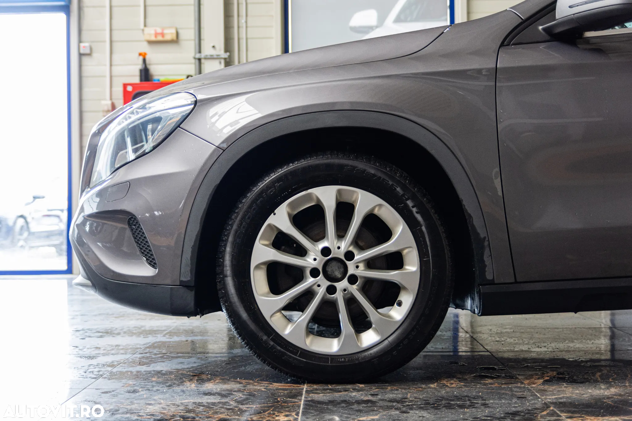 Mercedes-Benz GLA 200 d 7G-DCT Style - 12