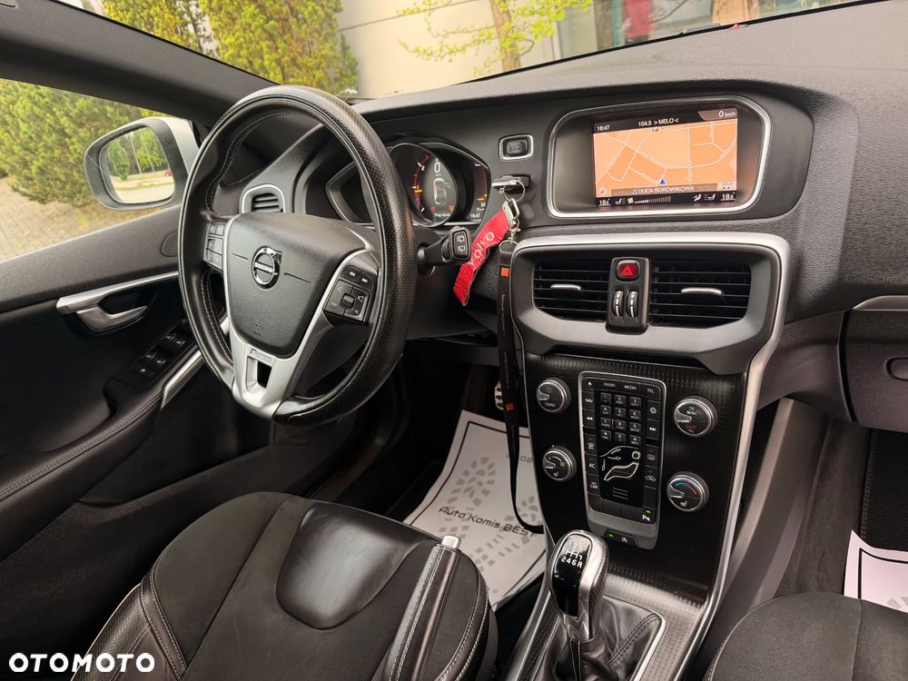 Volvo V40 D2 Linje You - 8