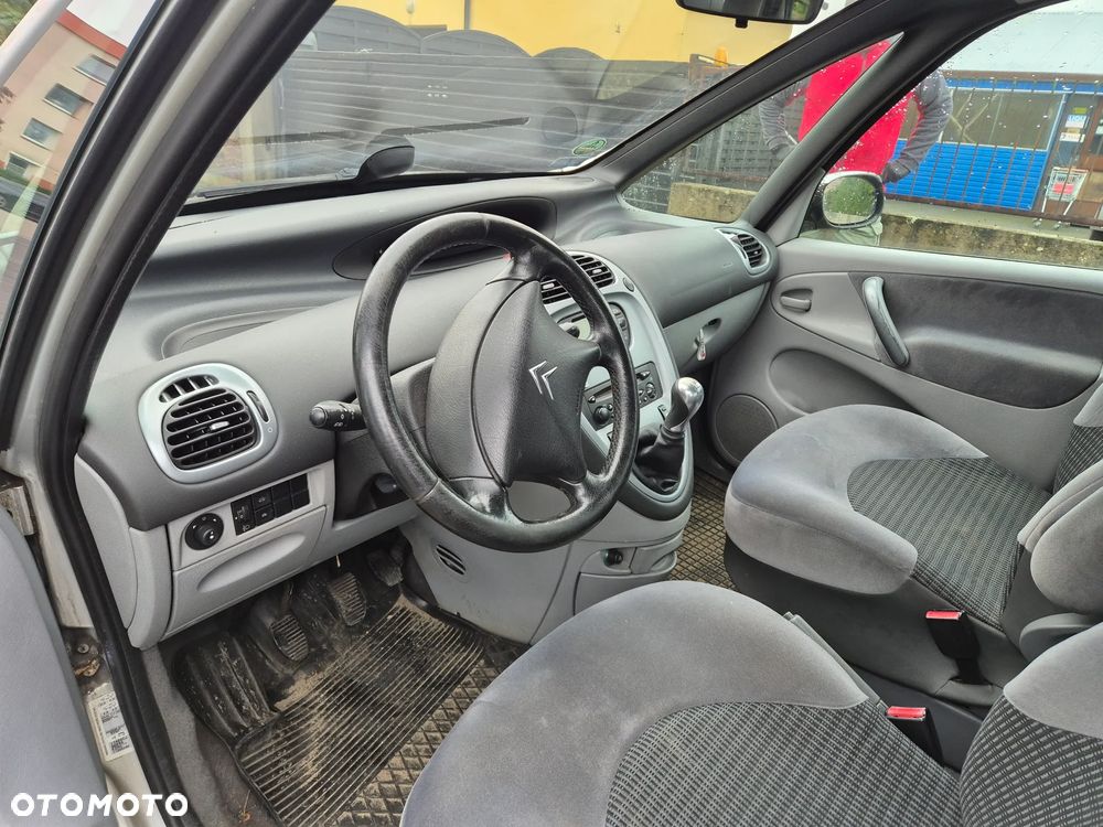 Citroën Xsara Picasso 1.6i 16V SX - 4