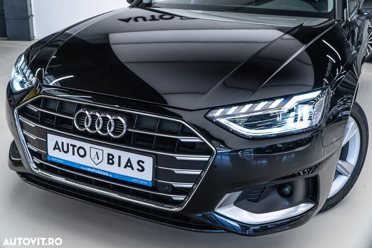 Audi A4 35 TFSI S tronic MHEV Advanced - 10