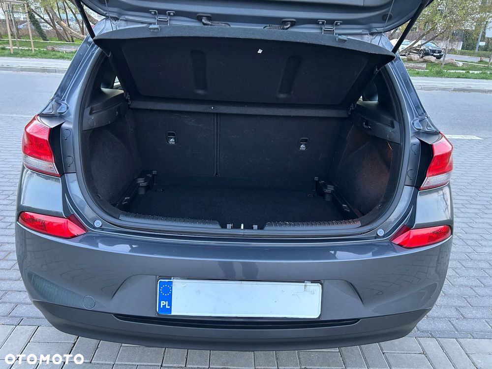 Hyundai i30 1.4 Classic + - 23