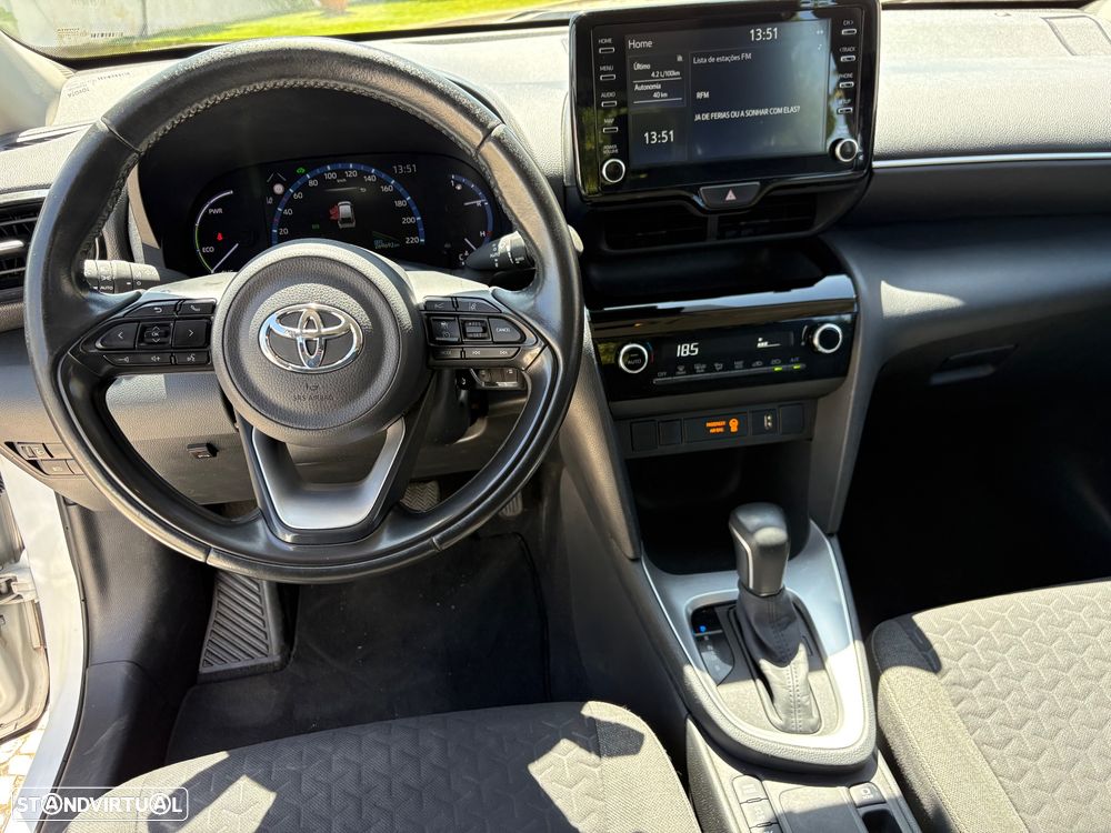 Toyota Yaris Cross 1.5 HDF Comfort Plus - 16