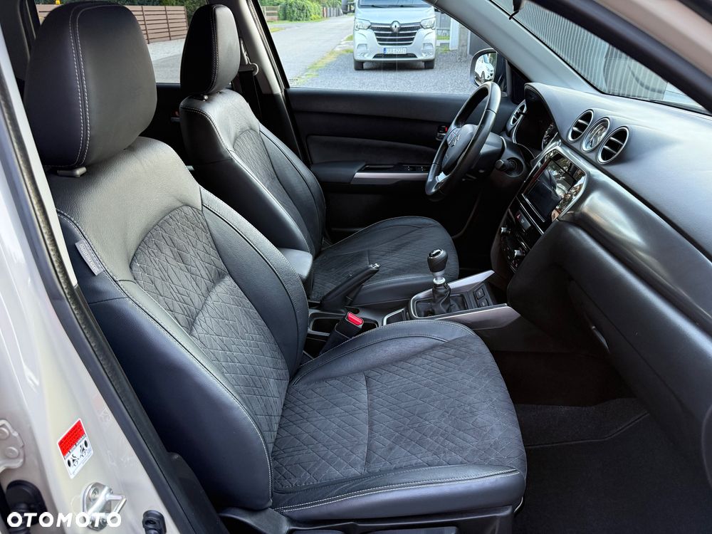 Suzuki Vitara 1.4 Boosterjet Premium 2WD - 12