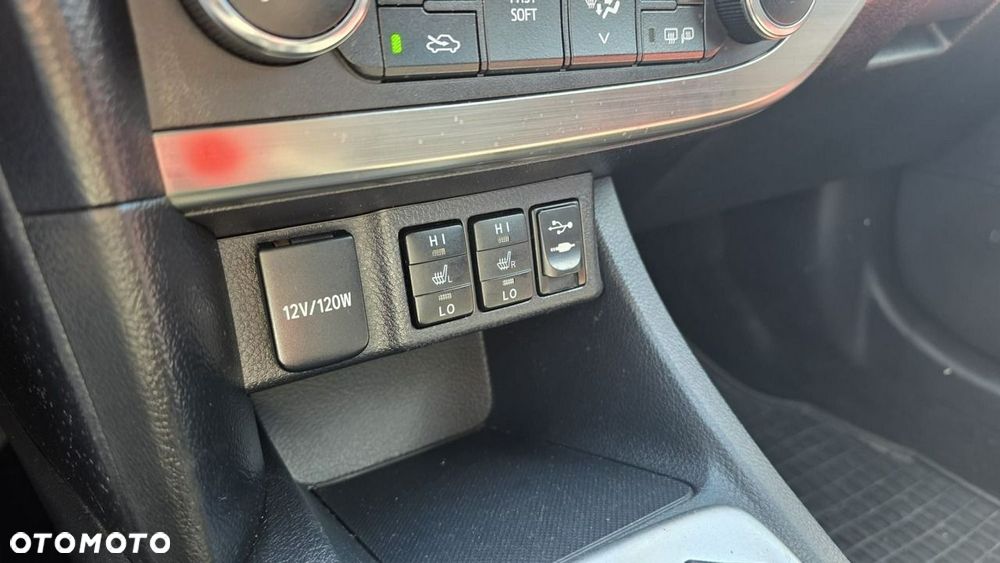 Toyota Auris - 14