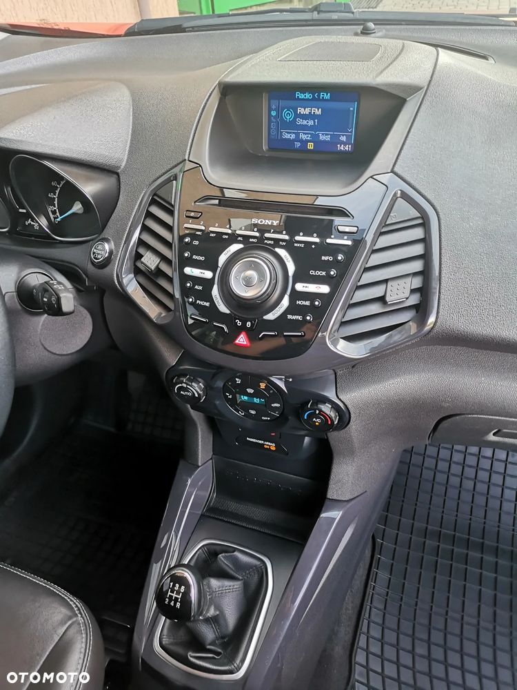 Ford EcoSport 1.5 TDCi TITANIUM - 18