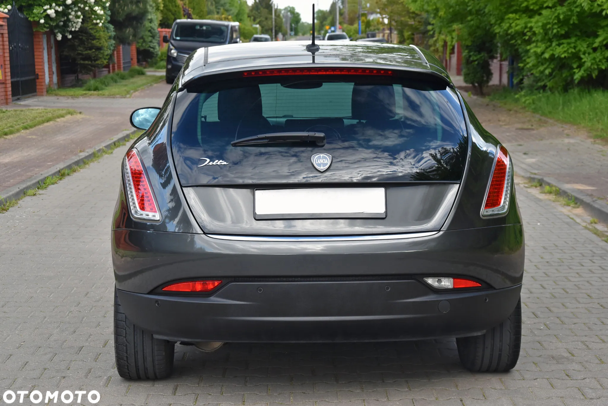 Lancia Delta 1.6 MJ Platino - 8