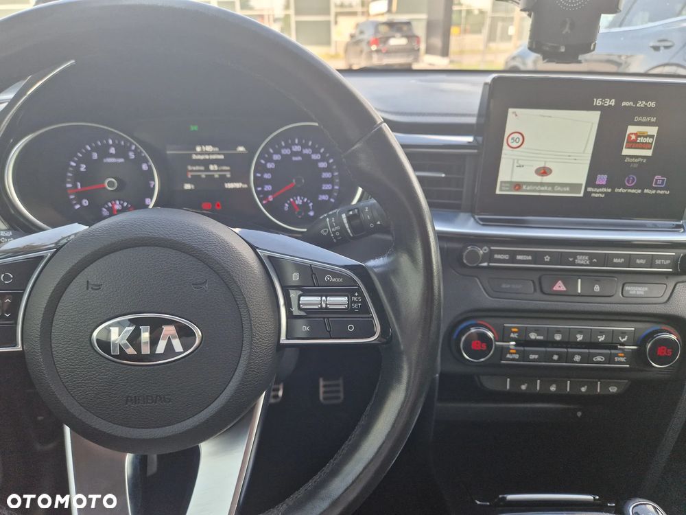 Kia Ceed 1.4 T-GDI L Business Line - 11