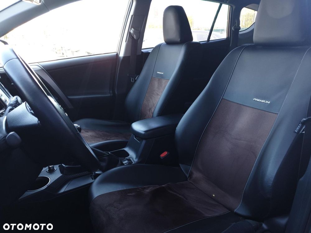 Toyota RAV4 2.0 D-4D Premium - 22