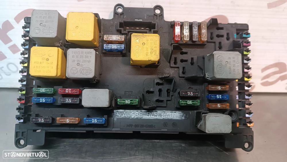 CAIXA DE FUSIVEIS / SAM MERCEDES VITO W639 A6395450401 518878004 - 1