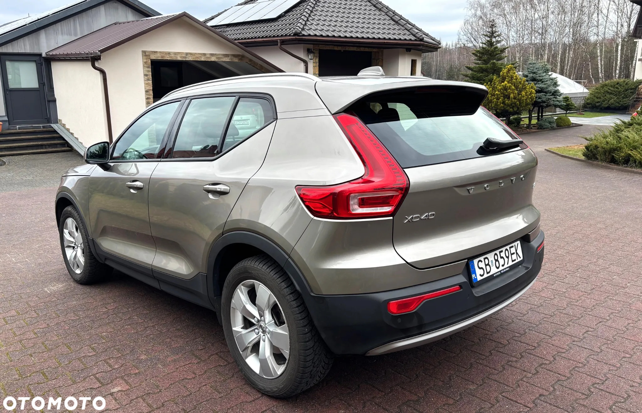 Volvo XC 40 - 5