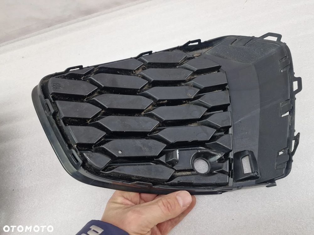AUDI A3 8Y0 S-LINE 19- LEWA KRATKA BOCZNA ZDERZAKA PRZEDNIEGO PRZÓD NA PDC , NR 8Y0807681B , NR AUKCJI E/16 - 12