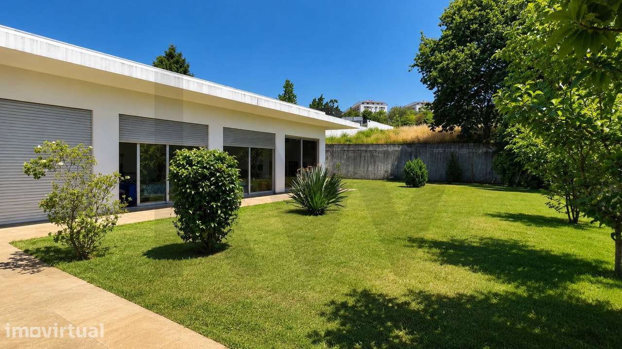 Moradia T4+2 – Lote 1073,00 m2 - Grande imagem: 4/7