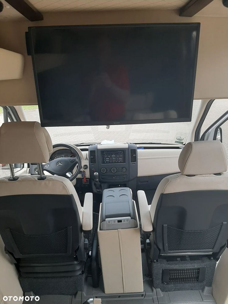 Mercedes-Benz Sprinter - 10