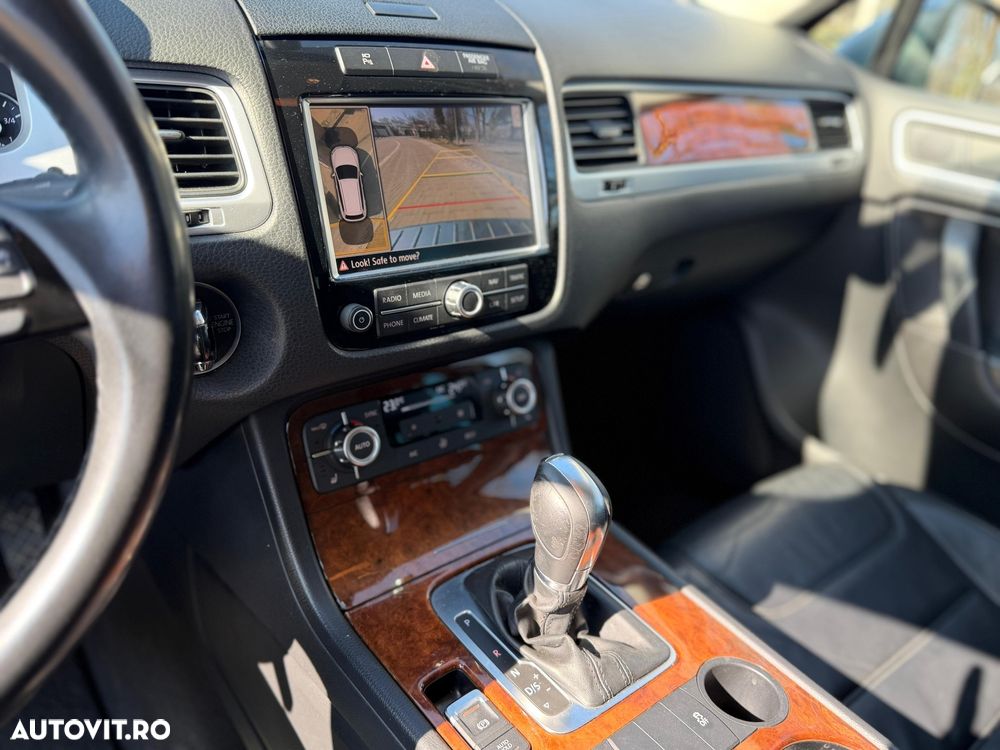 Volkswagen Touareg - 15